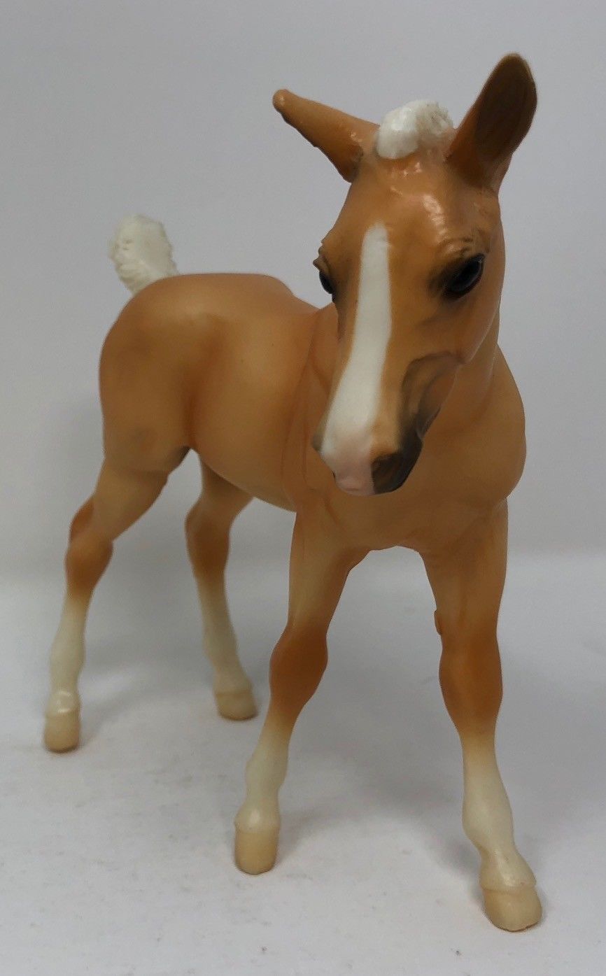 Twin Palomino Foals | Breyer Value Guide