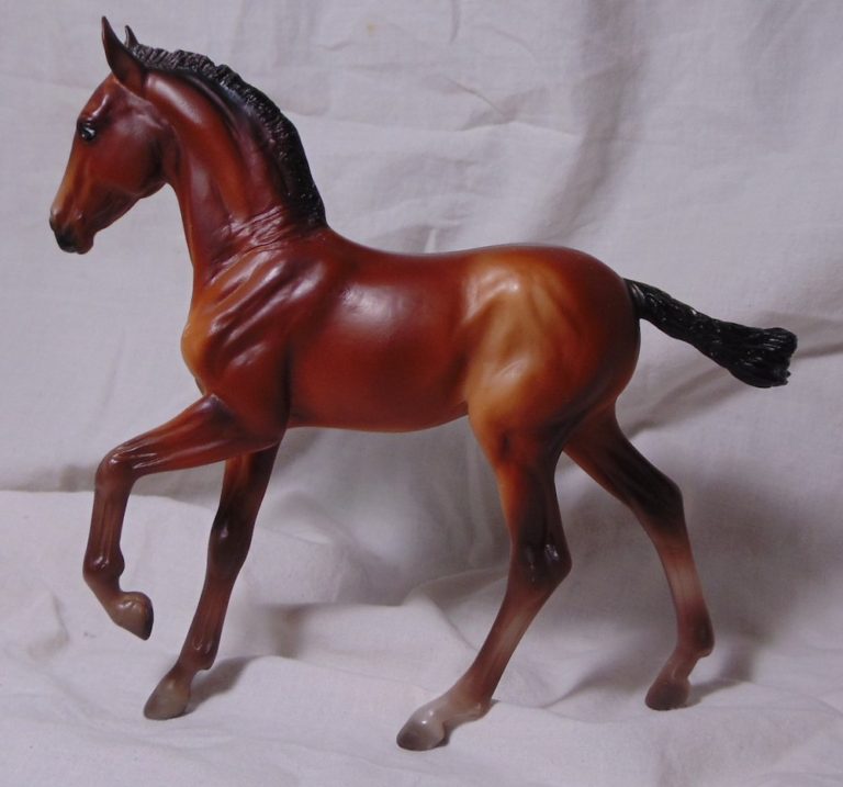 Fantasia Del C and Gozosa | Breyer Value Guide