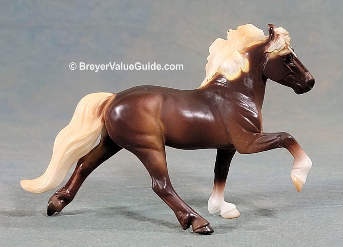 Mystery Foal Surprise – Family 7 | Breyer Value Guide