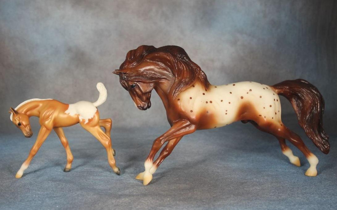 breyer wild mustang series