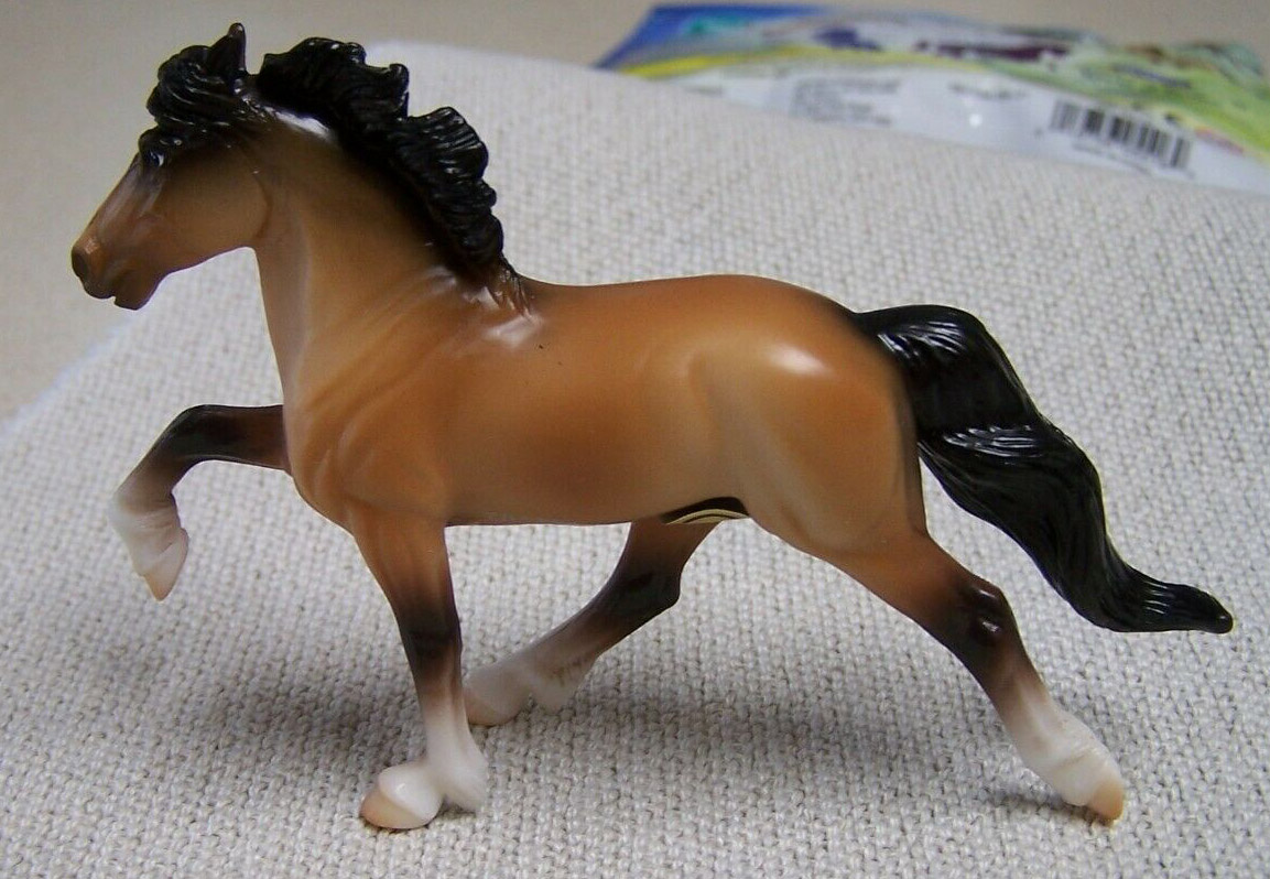 Mystery Horse Surprise Series 3 – Handful Of Horses | Breyer Value Guide